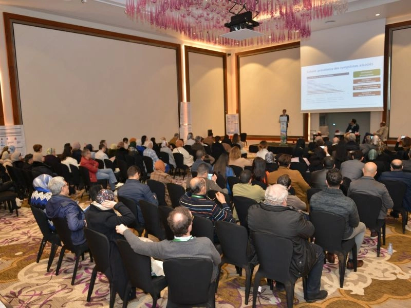 organization-event-planning-corporate-attendees-engaged