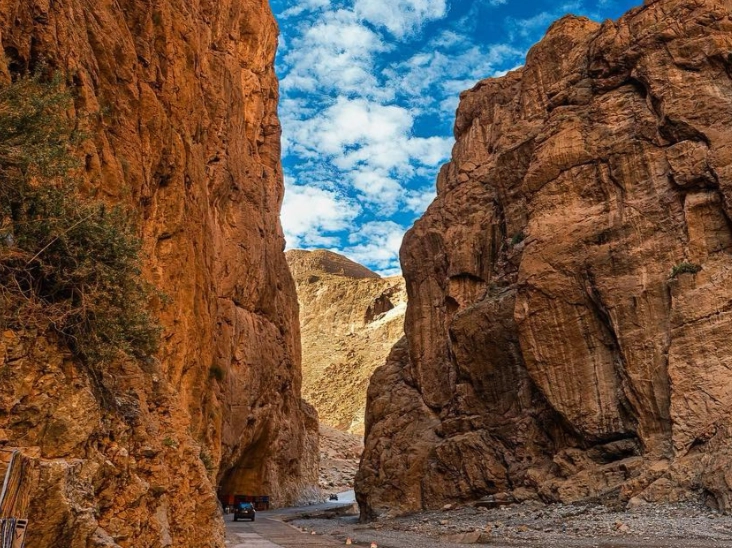 5-day-tour-marrakech-merzouga-toudgha-gorges