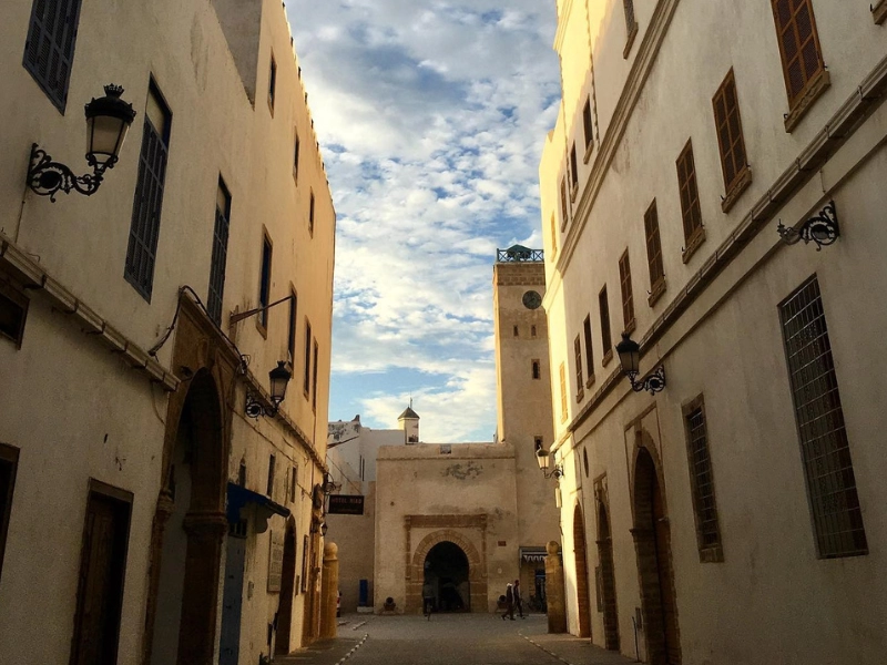 8-day-tour-essaouira-alley